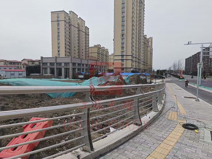 不銹鋼景觀(guān)護(hù)欄